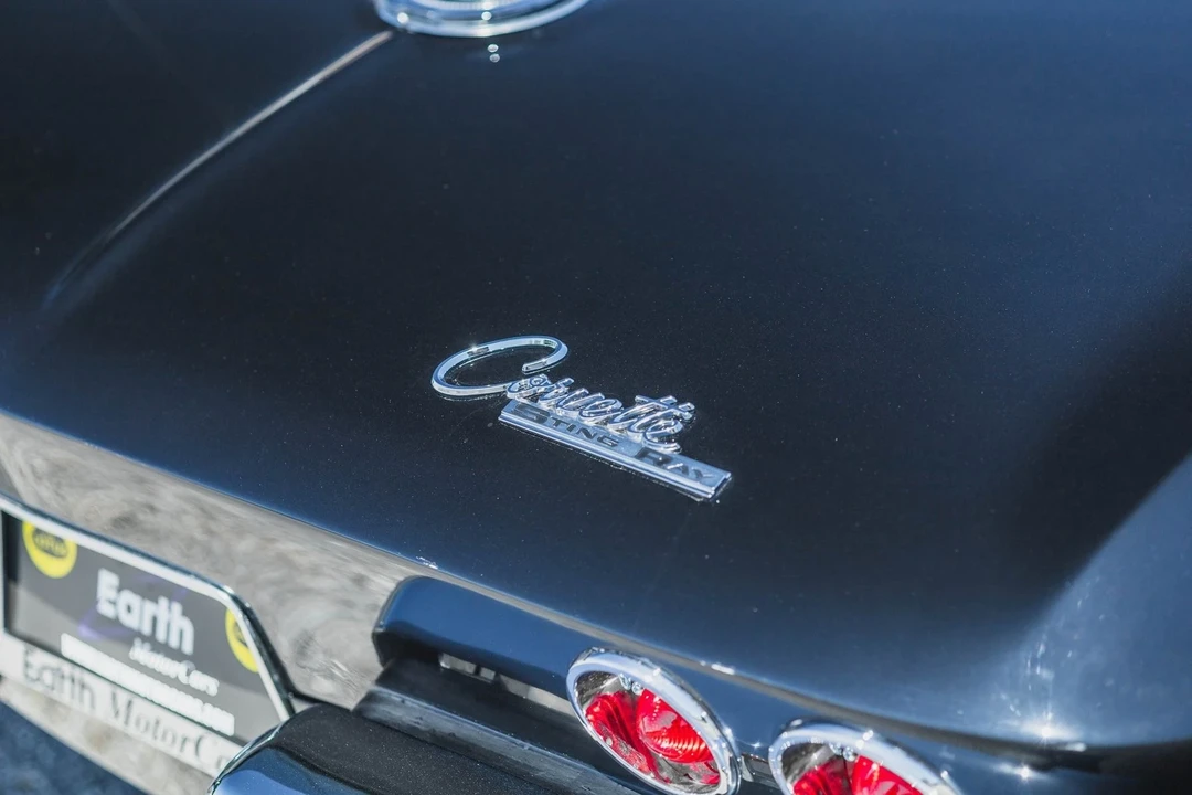 1965 Chevrolet Corvette C2 - Image 20 of 21