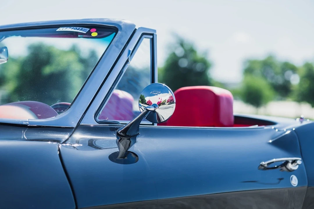 1965 Chevrolet Corvette C2 - Image 4 of 12