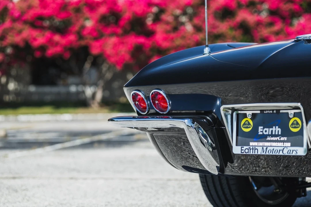 1965 Chevrolet Corvette C2 - Image 18 of 21