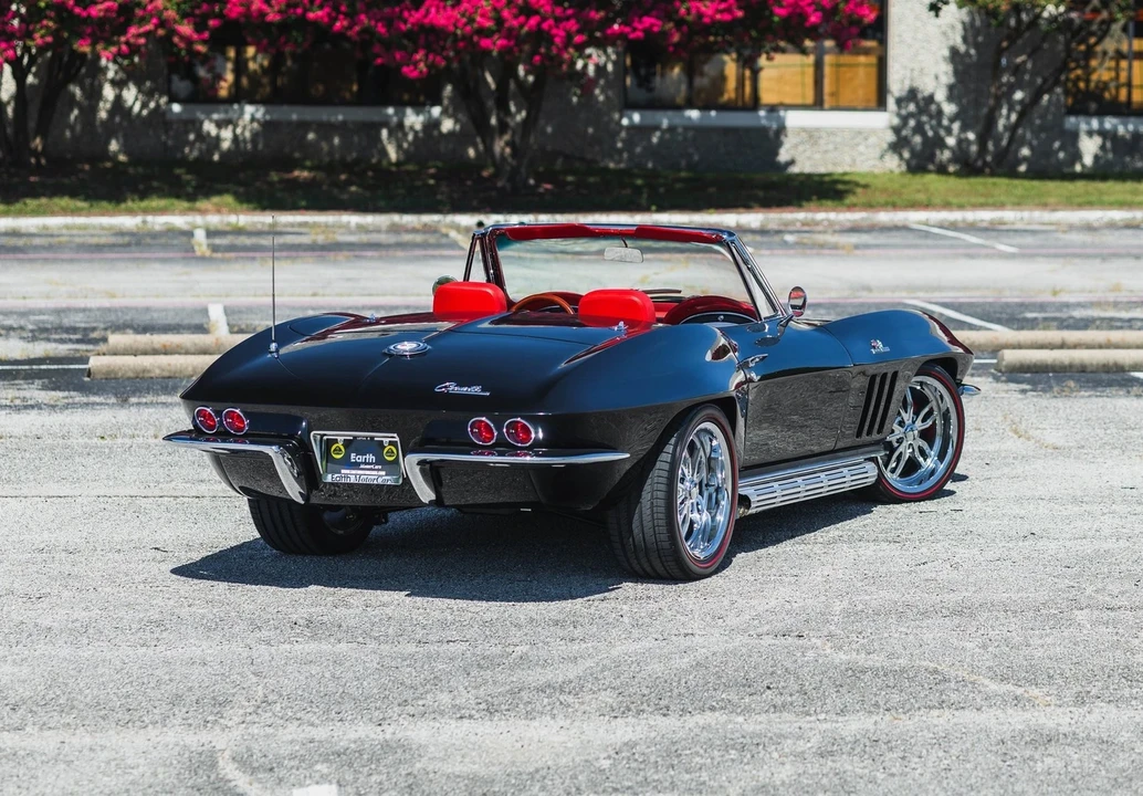 1965 Chevrolet Corvette C2 - Image 15 of 21