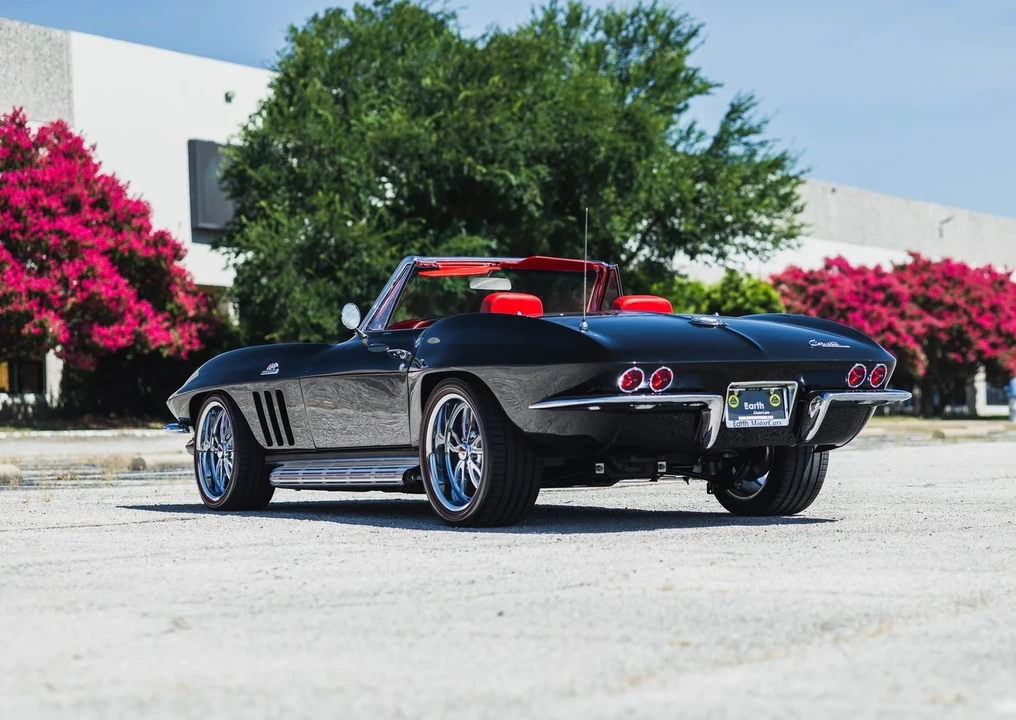 1965 Chevrolet Corvette C2 - Image 16 of 21