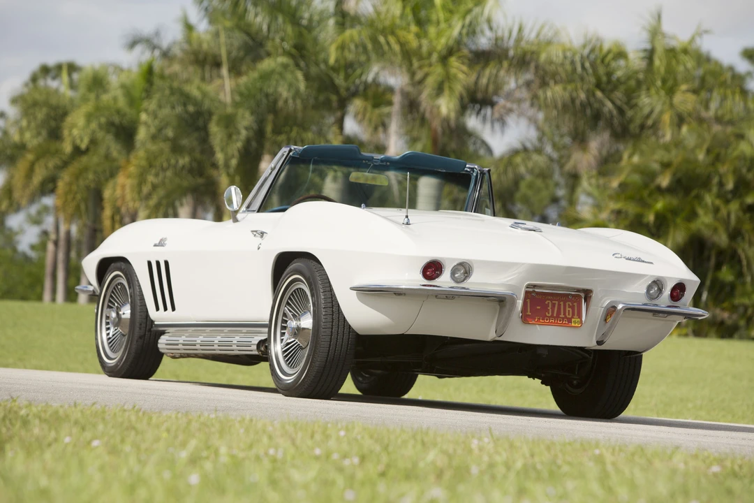 1965 Chevrolet Corvette C2 - Image 2 of 5