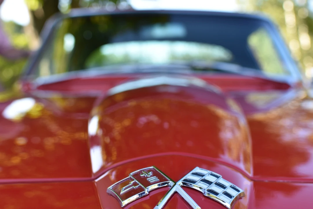 1965 Chevrolet Corvette C2 - Image 18 of 31
