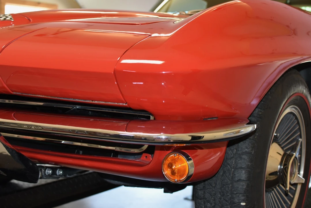 1965 Chevrolet Corvette C2 - Image 23 of 31