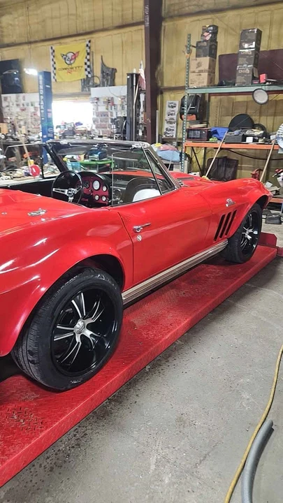 1965 Chevrolet Corvette C2 - Image 7 of 15