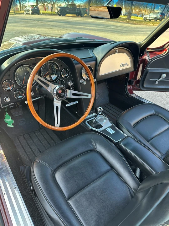 1965 Chevrolet Corvette C2 - Image 5 of 10