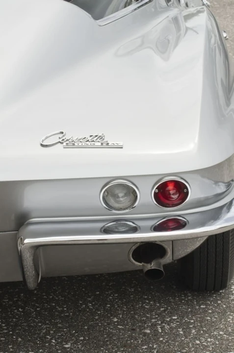 1965 Chevrolet Corvette C2 - Image 10 of 12
