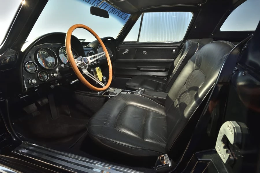 1965 Chevrolet Corvette C2 - Image 25 of 31