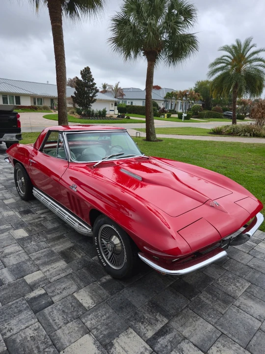 1965 Chevrolet Corvette C2 - Image 10 of 21
