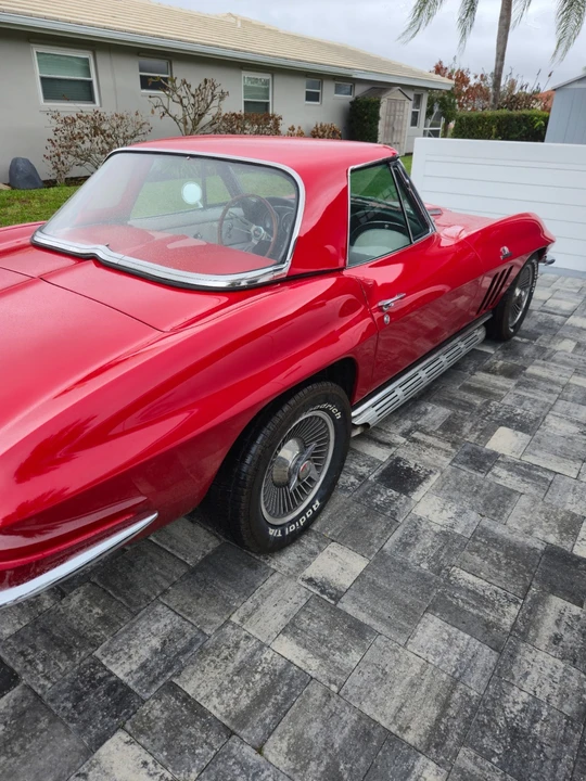 1965 Chevrolet Corvette C2 - Image 9 of 21