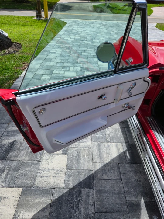 1965 Chevrolet Corvette C2 - Image 15 of 21