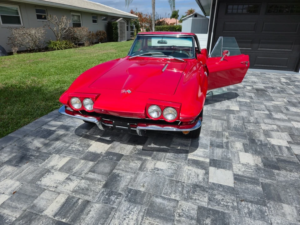 1965 Chevrolet Corvette C2 - Image 3 of 21