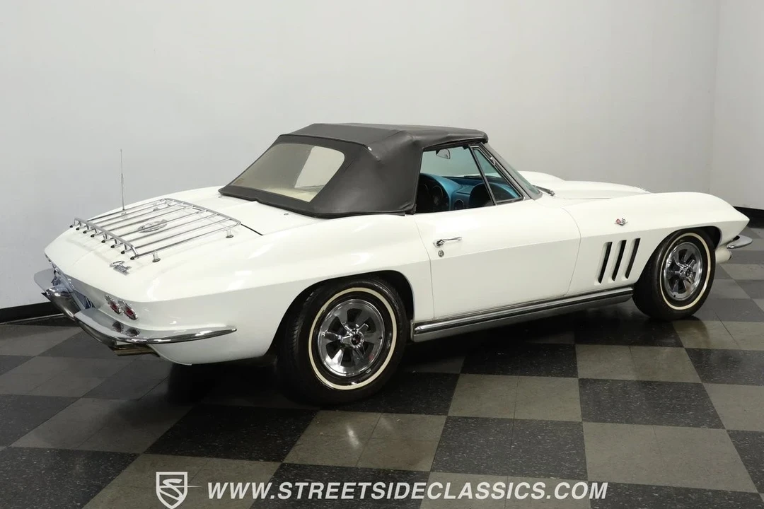 1965 Chevrolet Corvette C2 - Image 12 of 21
