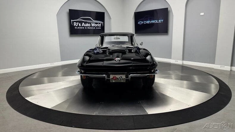1965 Chevrolet Corvette C2 - Image 8 of 21