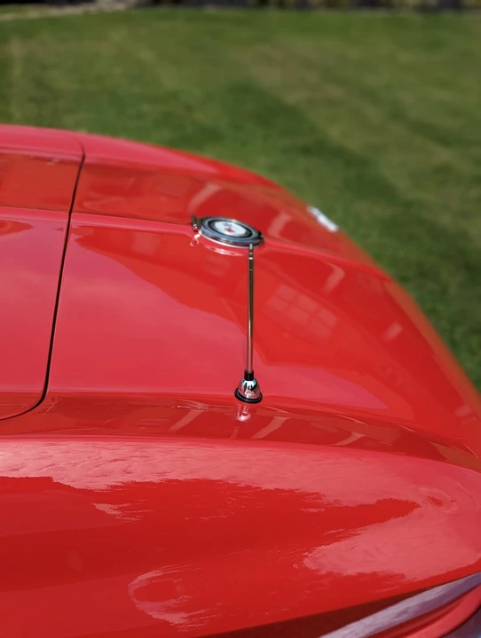 1965 Chevrolet Corvette C2 - Image 10 of 21
