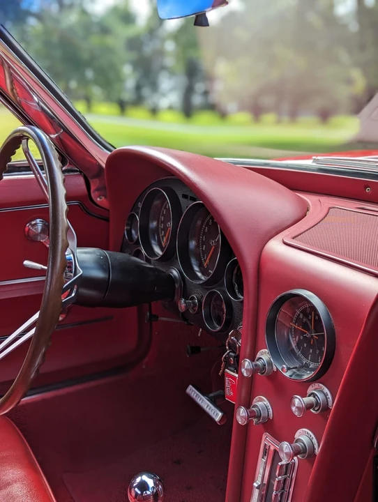 1965 Chevrolet Corvette C2 - Image 18 of 21