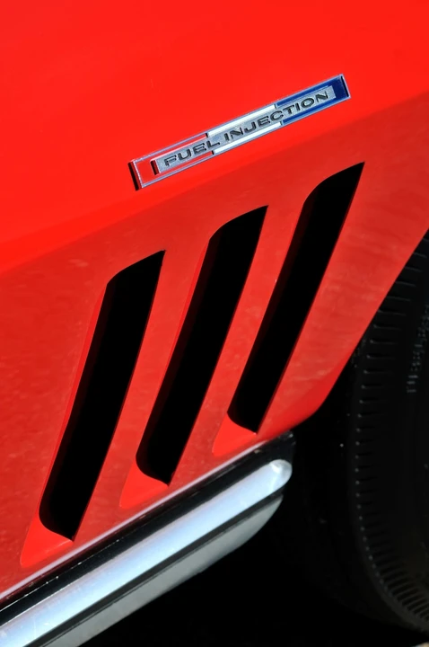 1965 Chevrolet Corvette C2 - Image 8 of 12
