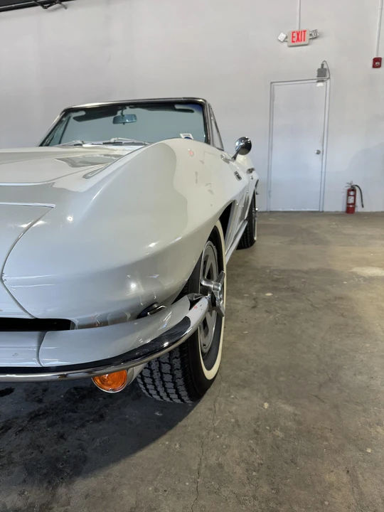 1965 Chevrolet Corvette C2 - Image 24 of 31