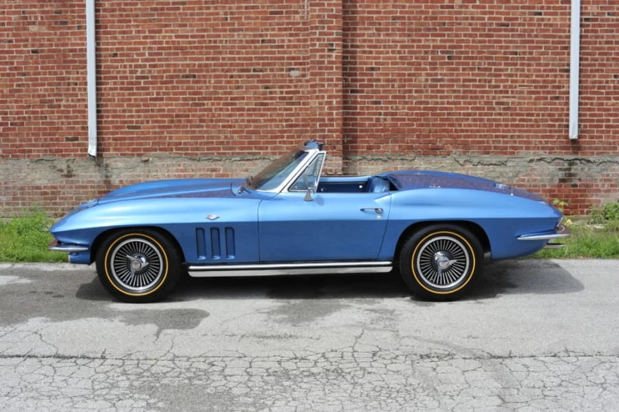 1965 Chevrolet Corvette C2 - Image 2 of 12