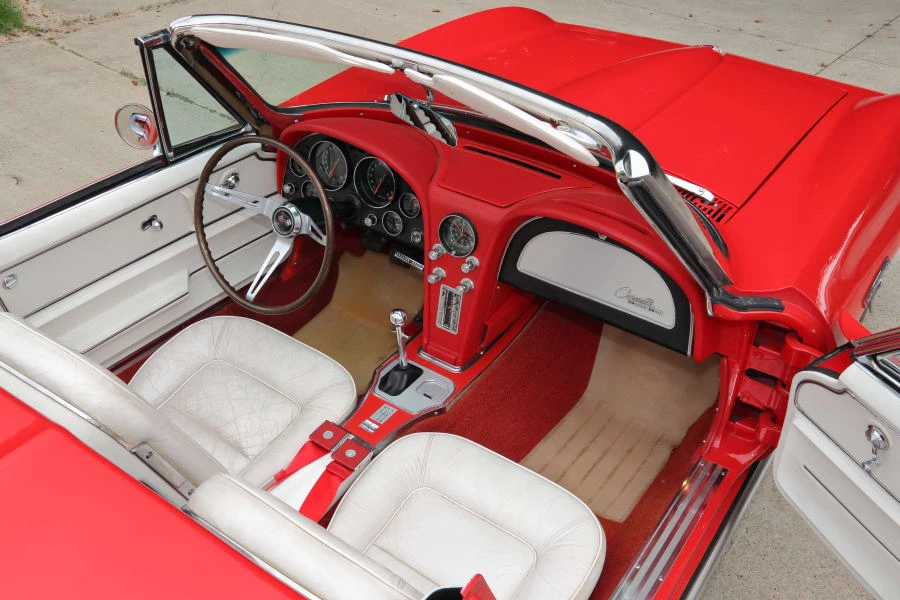 1965 Chevrolet Corvette C2 - Image 19 of 31