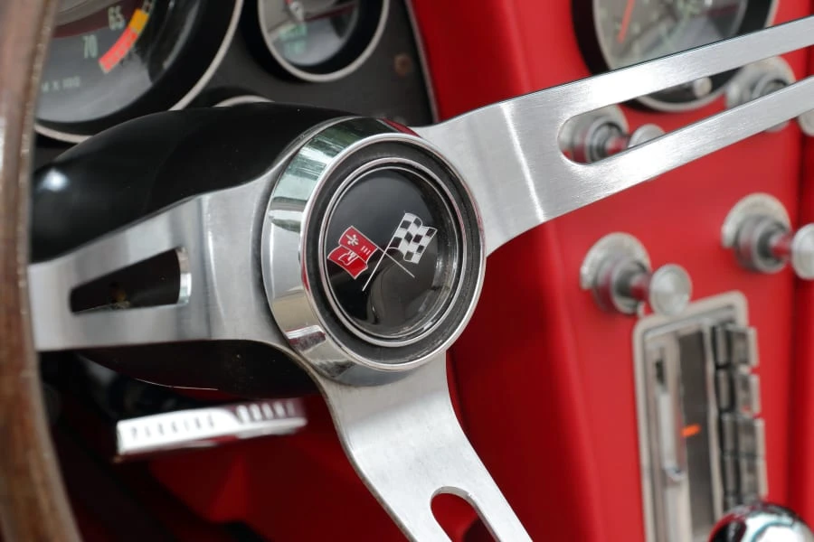 1965 Chevrolet Corvette C2 - Image 23 of 31