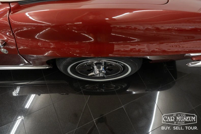 1965 Chevrolet Corvette C2 - Image 24 of 31