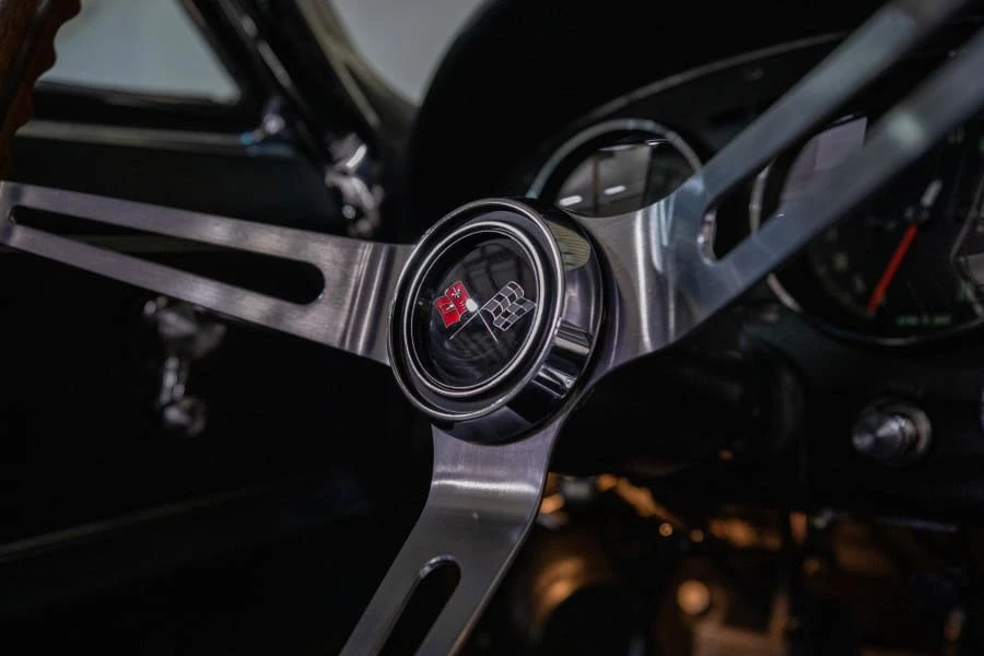 1965 Chevrolet Corvette C2 - Image 18 of 27