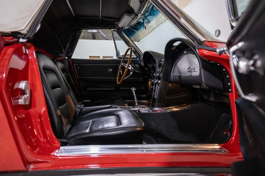 1965 Chevrolet Corvette C2 - Image 21 of 27