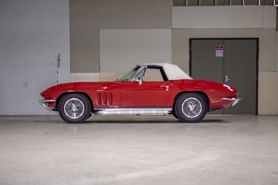 1965 Chevrolet Corvette C2 - Image 2 of 27