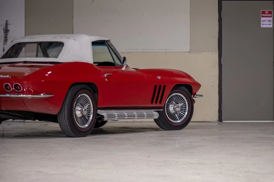 1965 Chevrolet Corvette C2 - Image 9 of 27