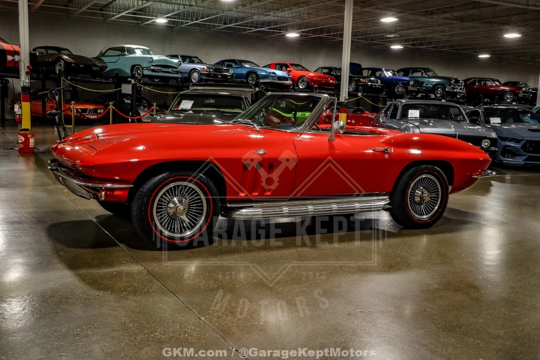 1965 Chevrolet Corvette C2 - Image 30 of 31