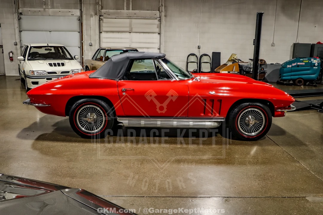 1965 Chevrolet Corvette C2 - Image 9 of 31