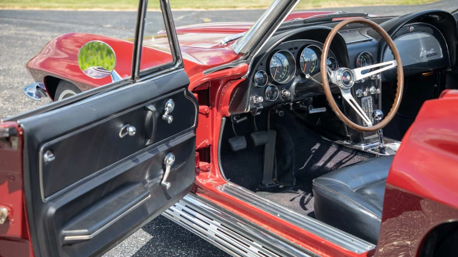 1965 Chevrolet Corvette C2 - Image 29 of 31