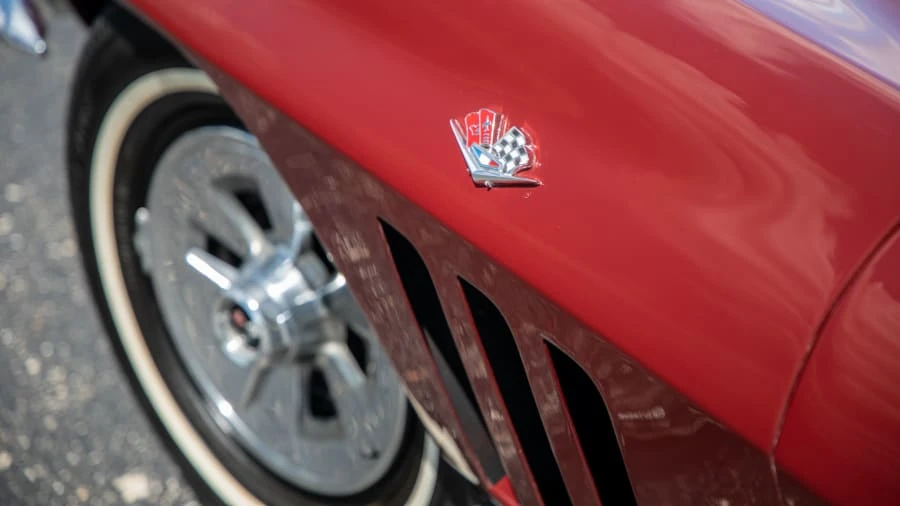 1965 Chevrolet Corvette C2 - Image 17 of 31