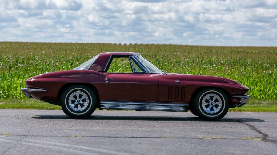 1965 Chevrolet Corvette C2 - Image 15 of 31