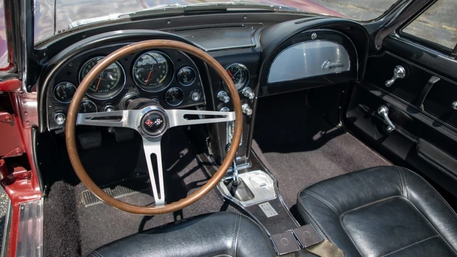 1965 Chevrolet Corvette C2 - Image 25 of 31