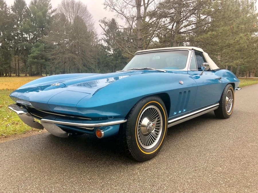 1965 Chevrolet Corvette C2 - Image 12 of 13