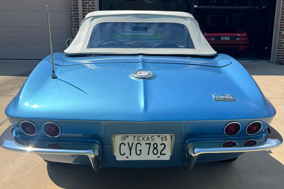 1965 Chevrolet Corvette C2 - Image 13 of 31
