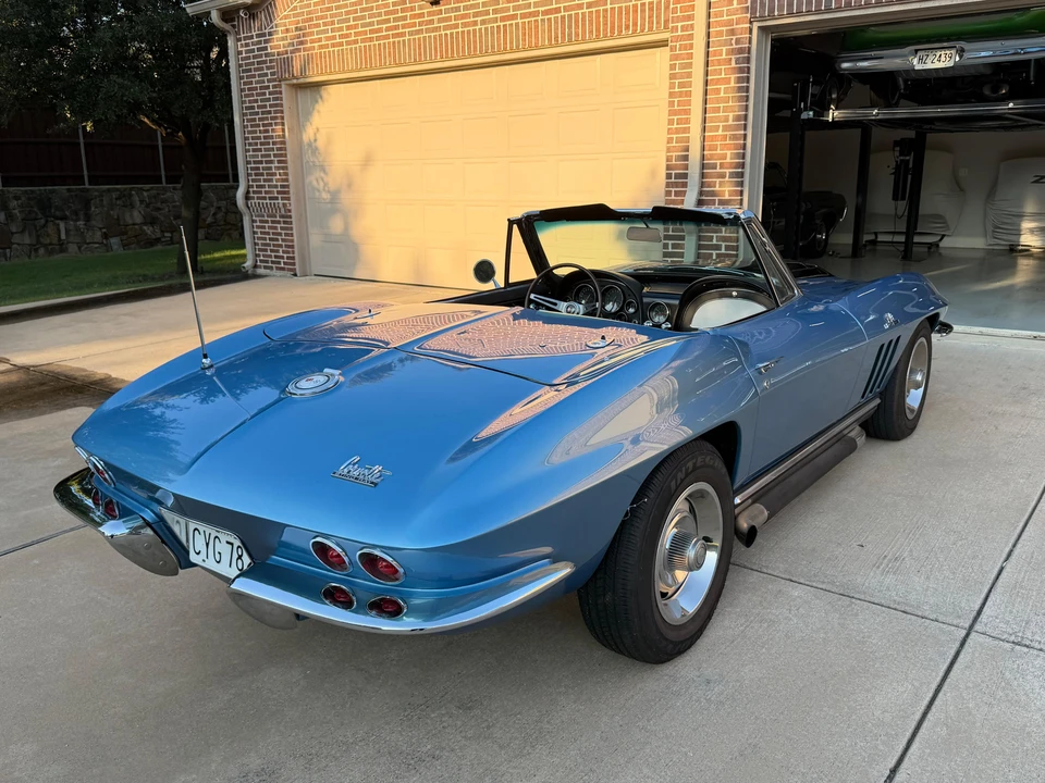 1965 Chevrolet Corvette C2 - Image 7 of 31