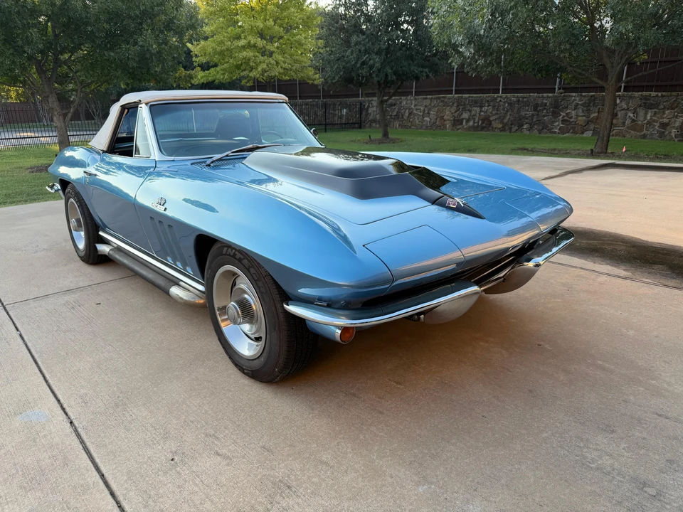 1965 Chevrolet Corvette C2 - Image 14 of 31