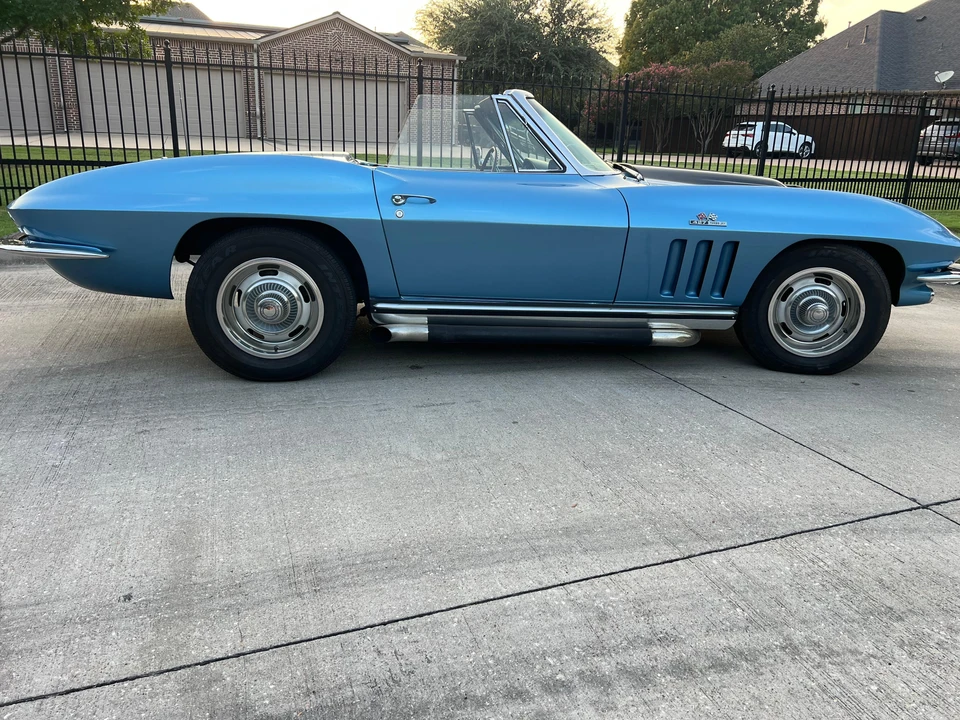 1965 Chevrolet Corvette C2 - Image 8 of 31