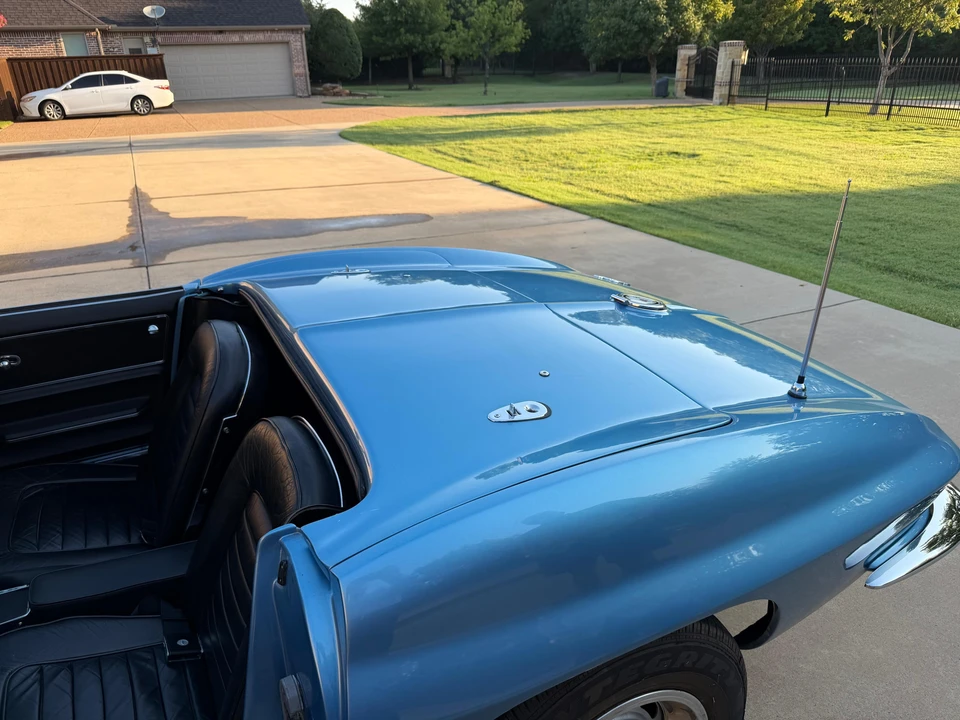 1965 Chevrolet Corvette C2 - Image 24 of 31