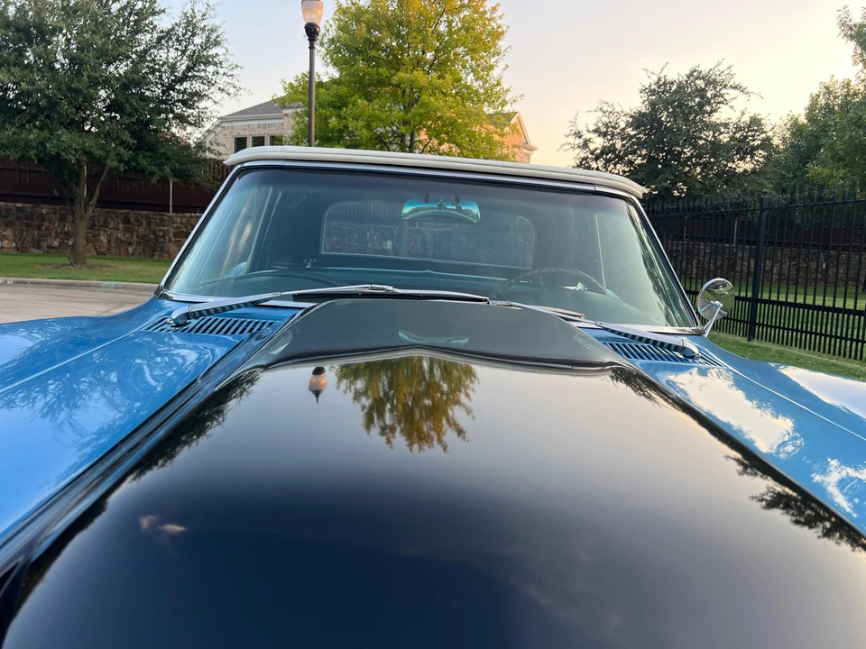 1965 Chevrolet Corvette C2 - Image 18 of 31