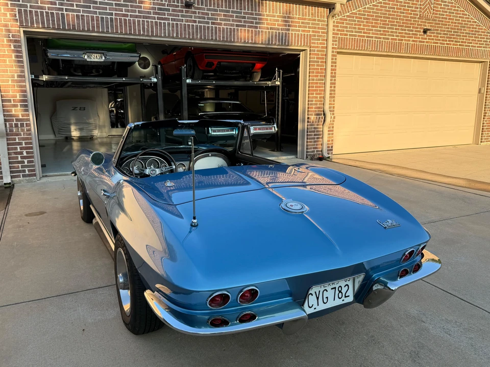1965 Chevrolet Corvette C2 - Image 6 of 31