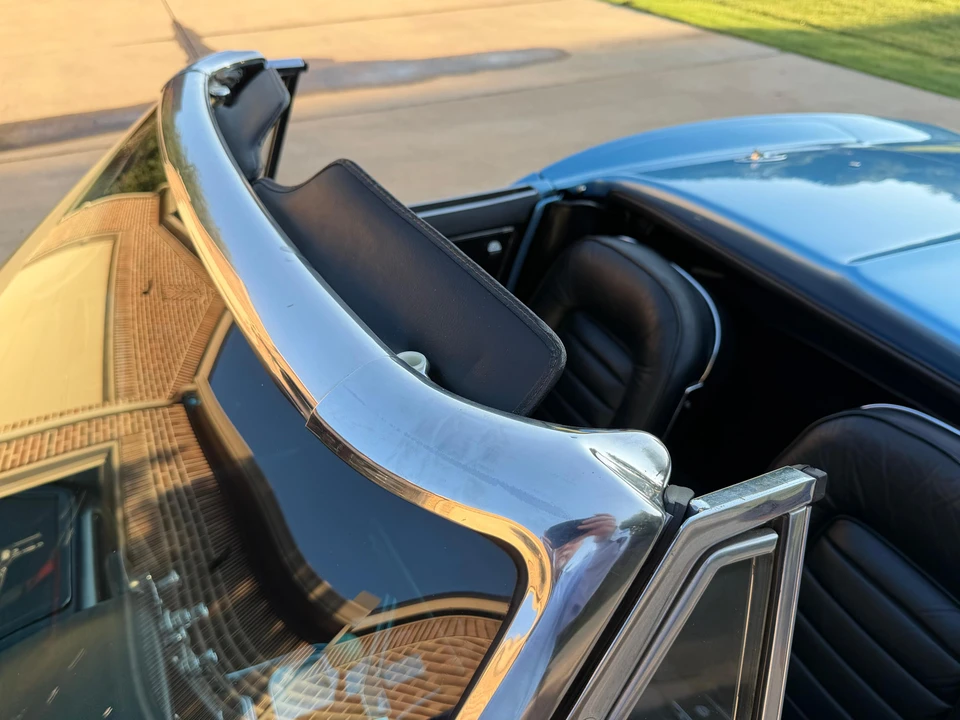 1965 Chevrolet Corvette C2 - Image 21 of 31