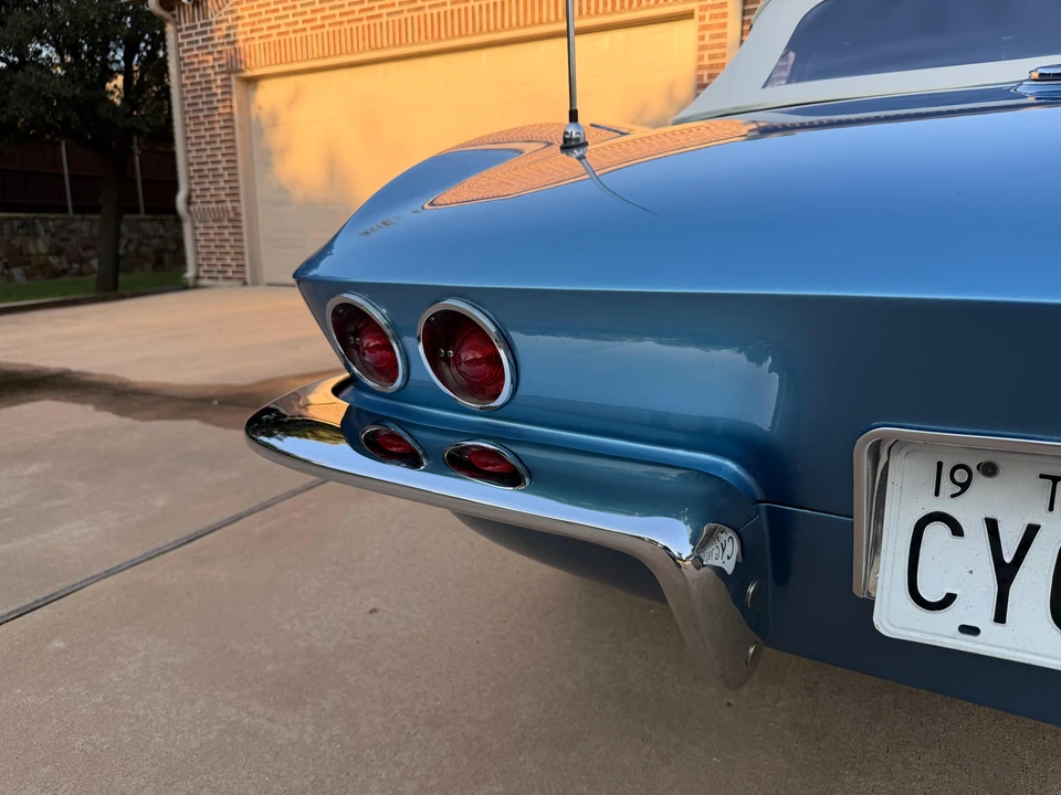 1965 Chevrolet Corvette C2 - Image 30 of 31