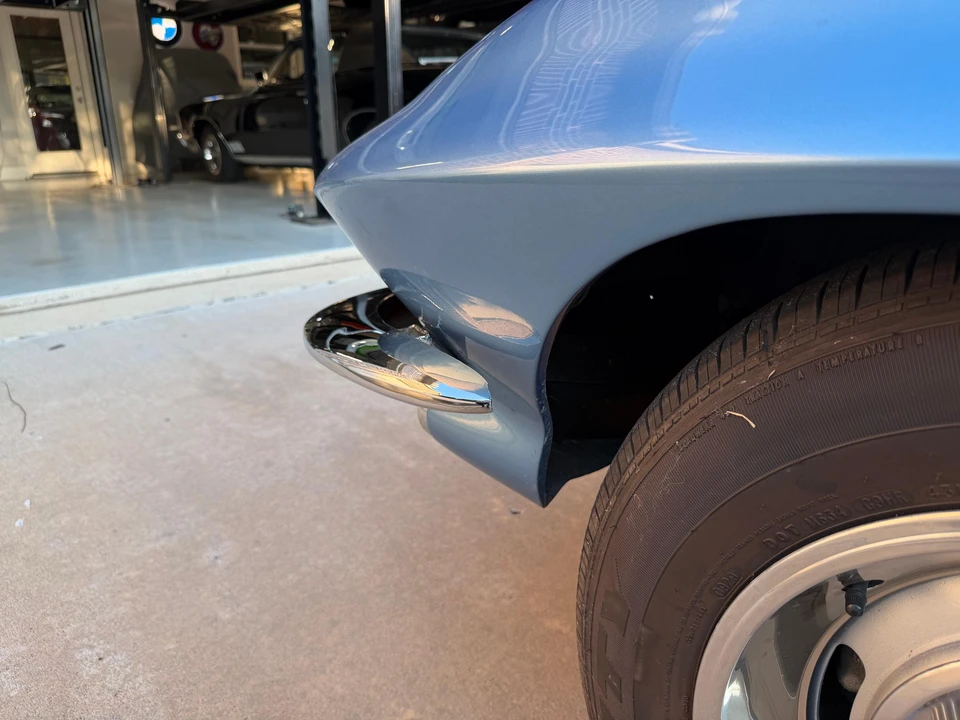 1965 Chevrolet Corvette C2 - Image 20 of 31