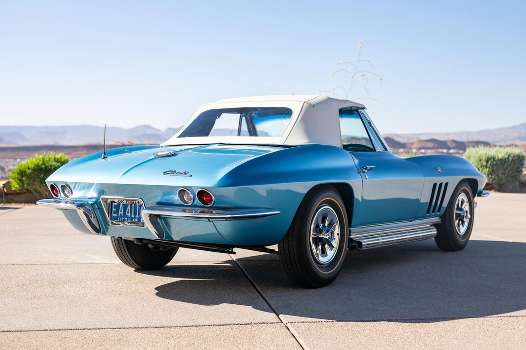 1965 Chevrolet Corvette C2 - Image 16 of 31