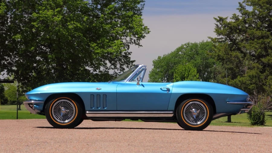 1965 Chevrolet Corvette C2 - Image 8 of 12