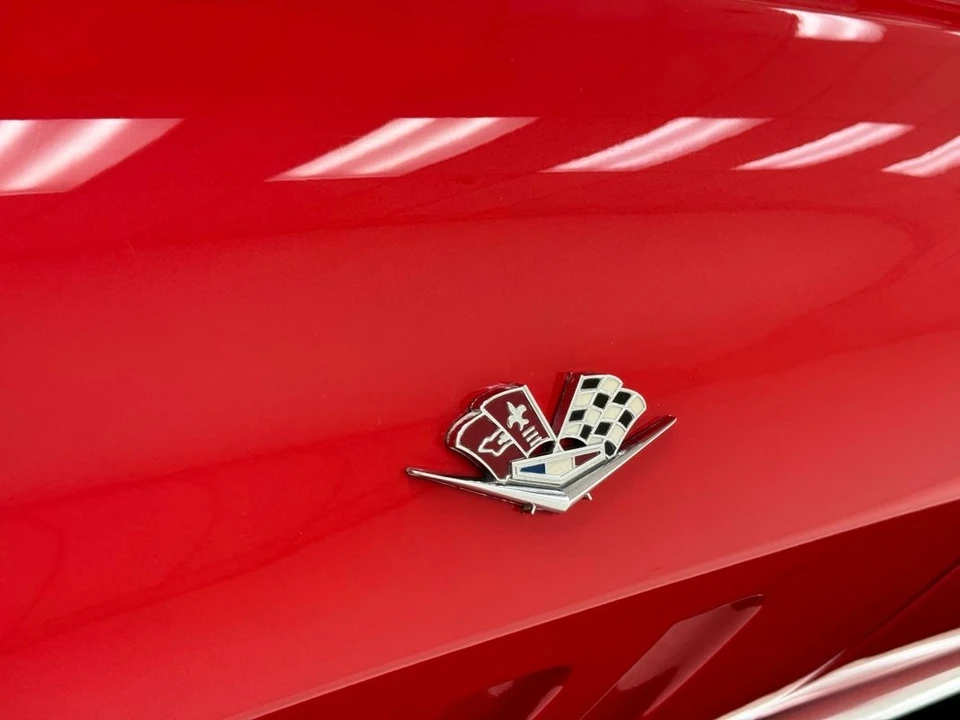 1965 Chevrolet Corvette C2 - Image 23 of 31